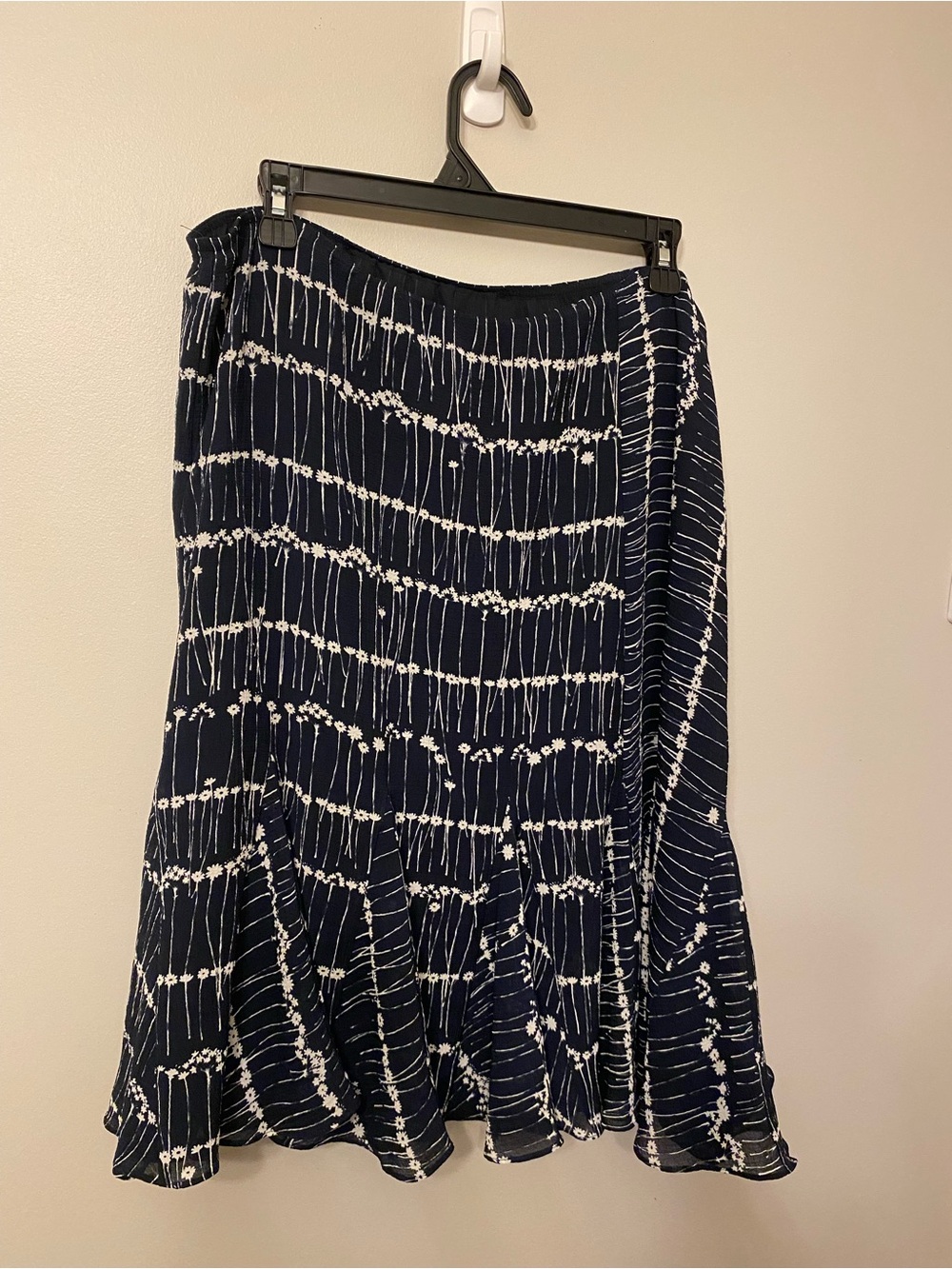 Emma James black and White Patterned Midi Skirt